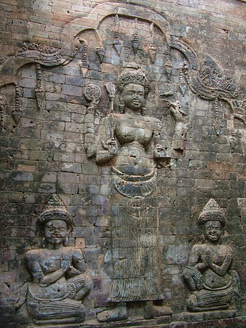 Carved of Laksmi at Prasat Kravan